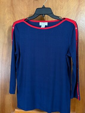 Liz Claiborne Navy Long Sleeve Ribbed Top with Red Trim and Snap Details